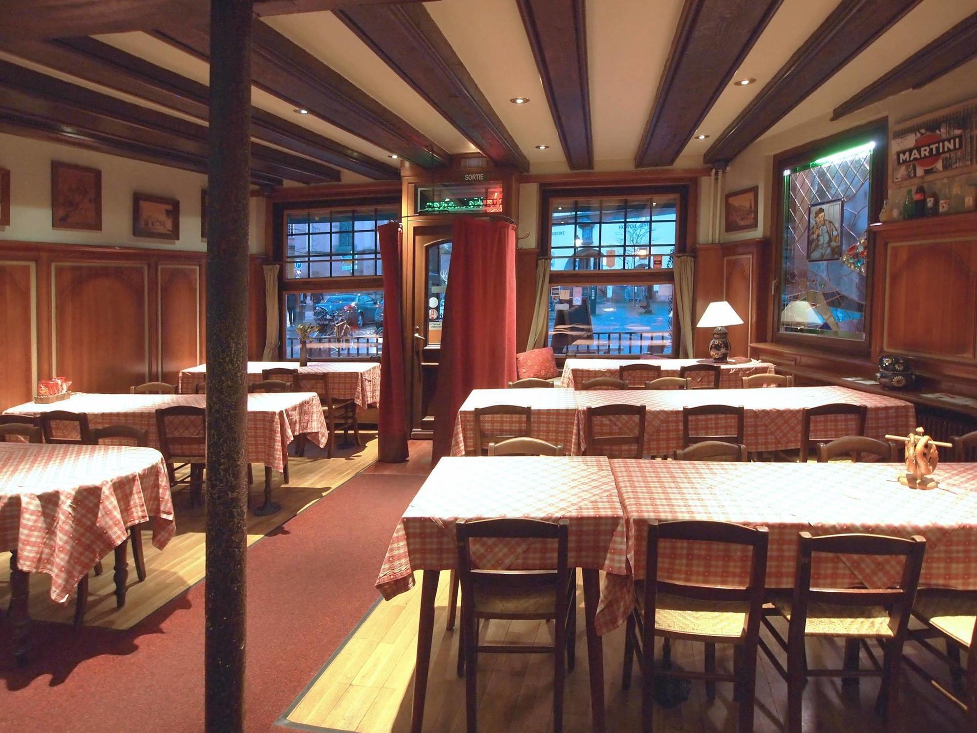 Restaurant Au Cerf D'or Hotel 3*