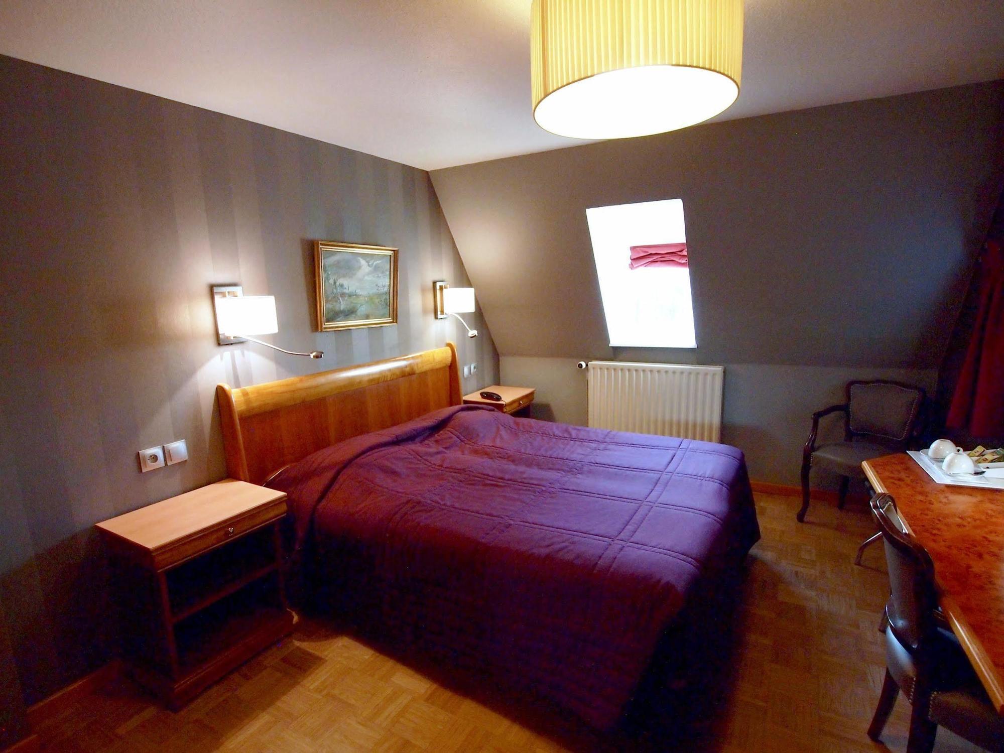 Restaurant Au Cerf D'or Hotel 3*