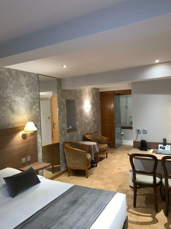 Hotel Restaurant Au Cerf D'or 3*
